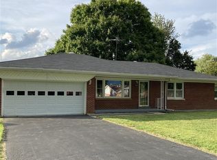 1049 Fairview Ave, Radcliff, KY 40160