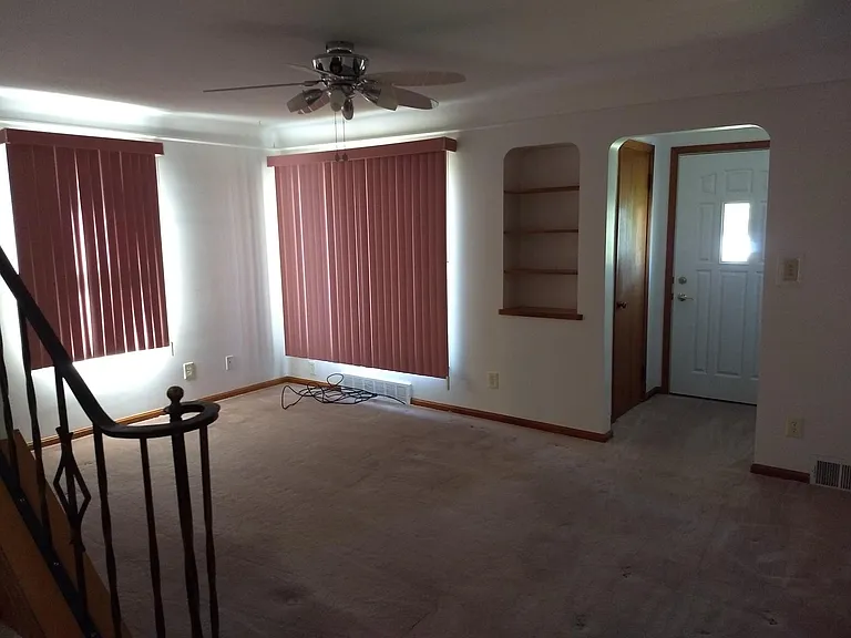 21480 Arbor Ave — Photo 15