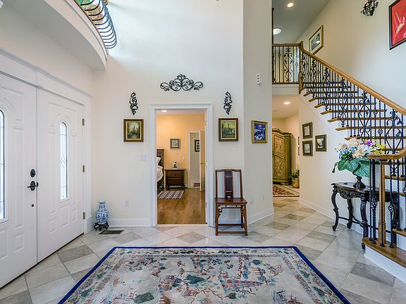 395 East Hyerdale Drive