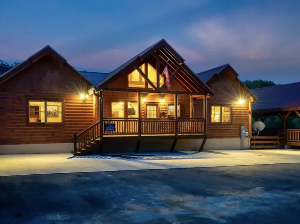 2741 Green Mountain Way, Sevierville, TN 37876