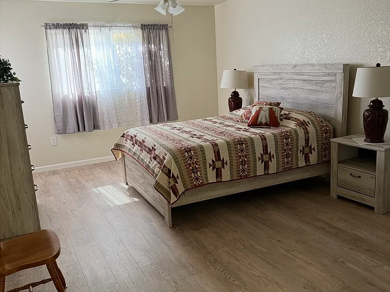 1501 W Calle Mendoza — Photo 3