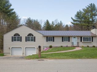 17 Spollett Dr, Derry, NH 03038