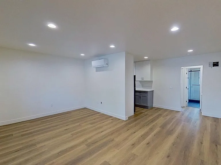 829 N Garfield St — Photo 33