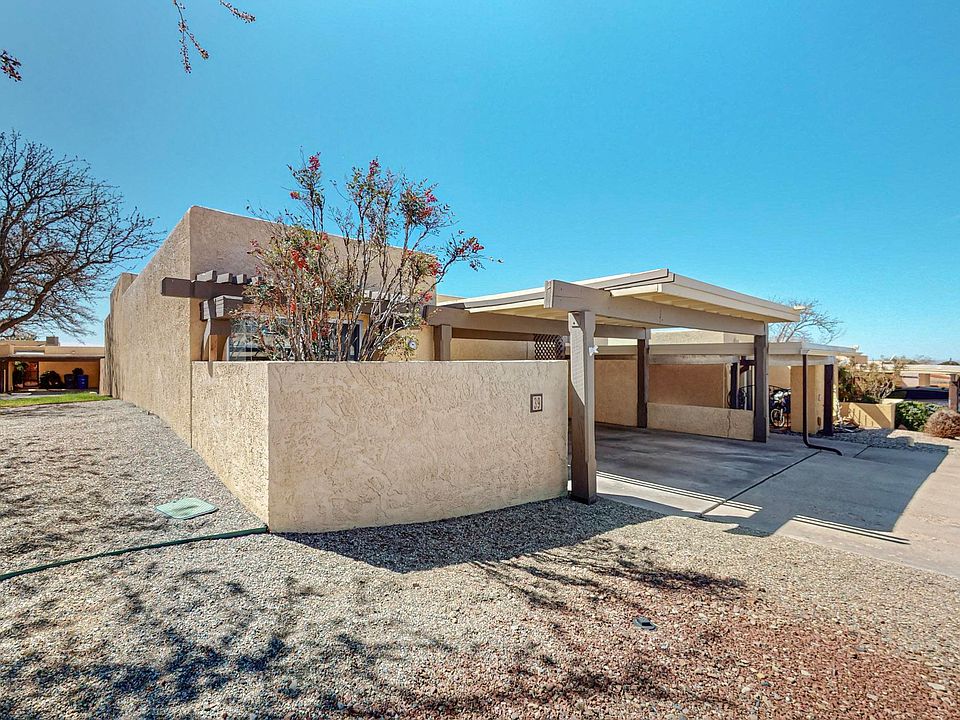 1st image of 39 Casa Hermosa Dr NE