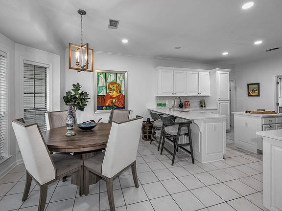 5th image of 113 Trelon Way