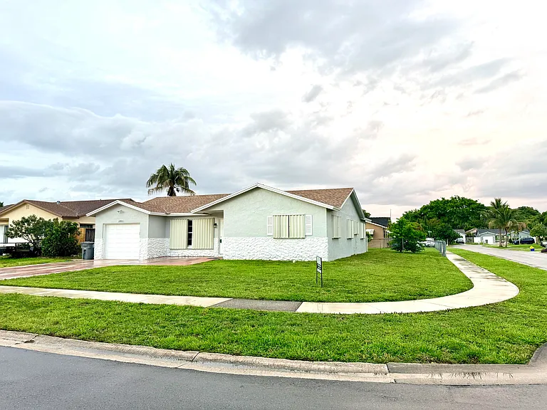22800 SW 54th Way — Photo 12