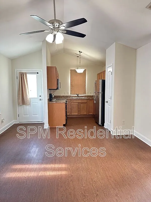 1 bed, 1.0 bath, 605 sqft, $1,199 — Photo 4