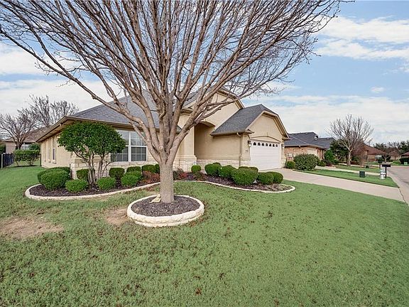 3rd image of 9608 Pepperwood Trl