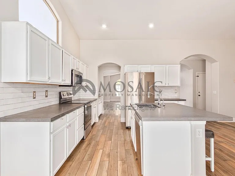 3381 E Flamingo Ct — Photo 14