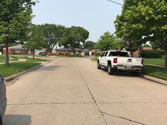 5th image of 14633 Jenny Dr