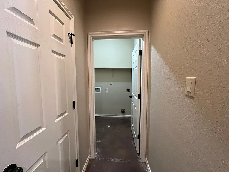2595 Pahmeyer Rd — Photo 9
