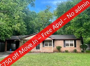 228 Huntington Rd, Wilmington, NC 28403