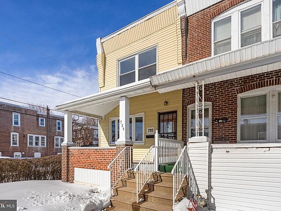 5th image of 720 W 11th St