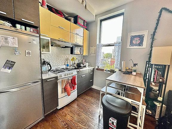 4th image of 151 Quincy St #4F