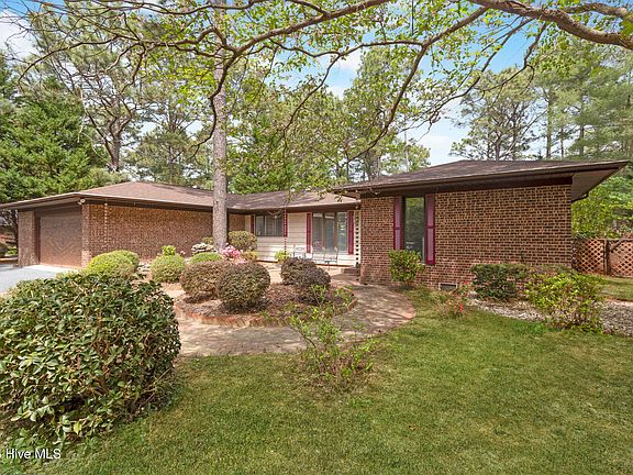 2nd image of 111 Somerset Lane