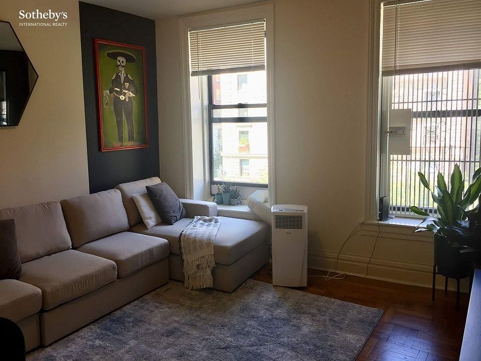 1st image of 2708 Broadway APT 10