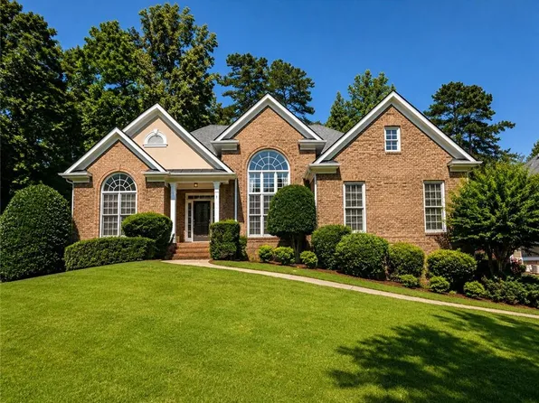 3483 Pinemont Dr, Douglasville, GA 30135