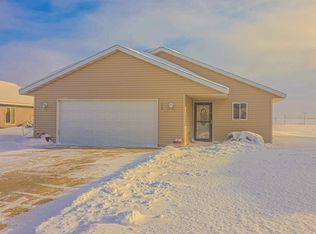 112 8th St S, Hoffman, MN 56339