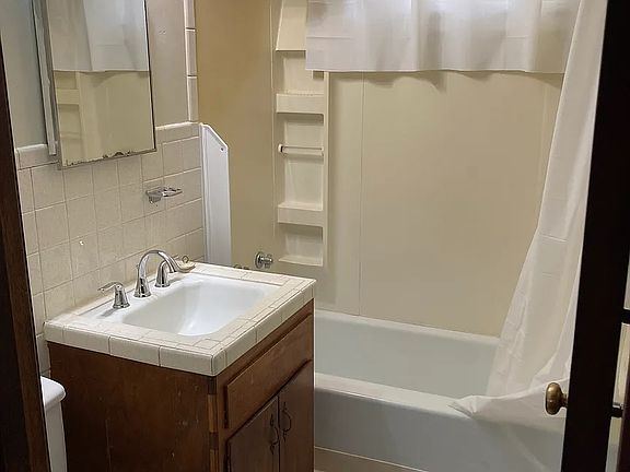5th image of 8534 W Hickory Ln