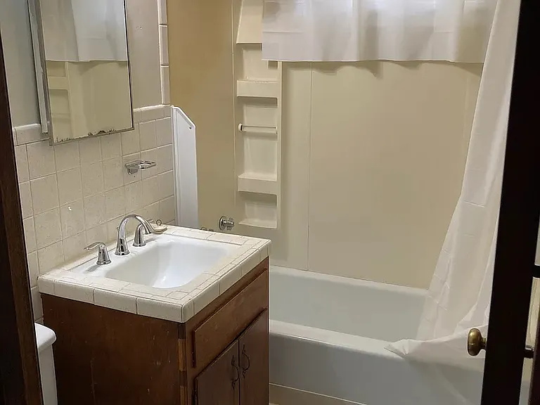 8534 W Hickory Ln — Photo 5