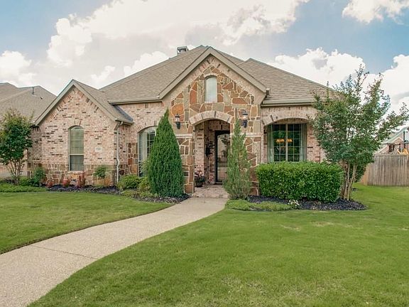 2nd image of 428 Broken Sword Dr
