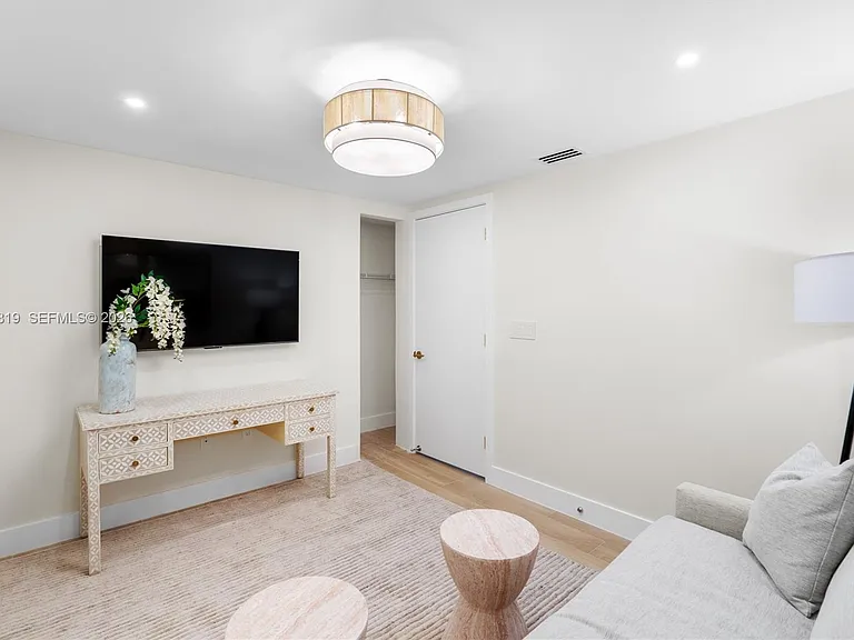 90 NE 32nd 507 Miami #507 — Photo 23
