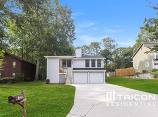 3722 Holland Dr, Snellville, GA 30039
