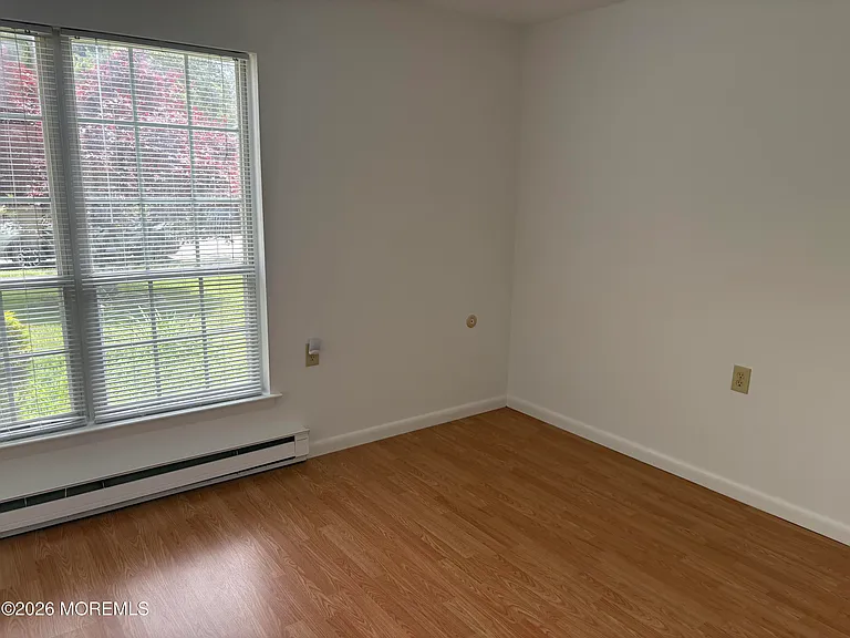21 Newbury Row — Photo 21