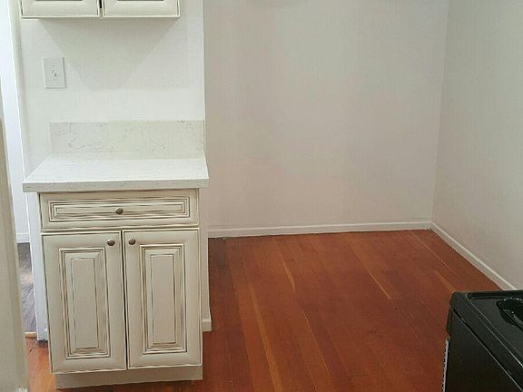 5th image of 1104 E California Ave #1106