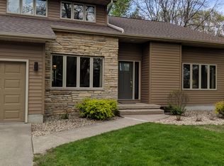 4534 Oak Springs Cir, Deforest, WI 53532