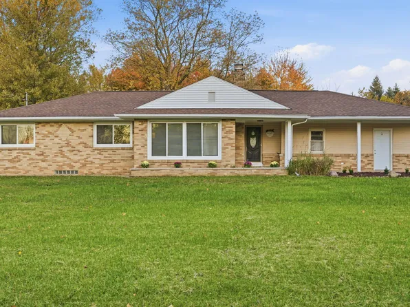 2172 Wilson Ave NW, Grand Rapids, MI 49534