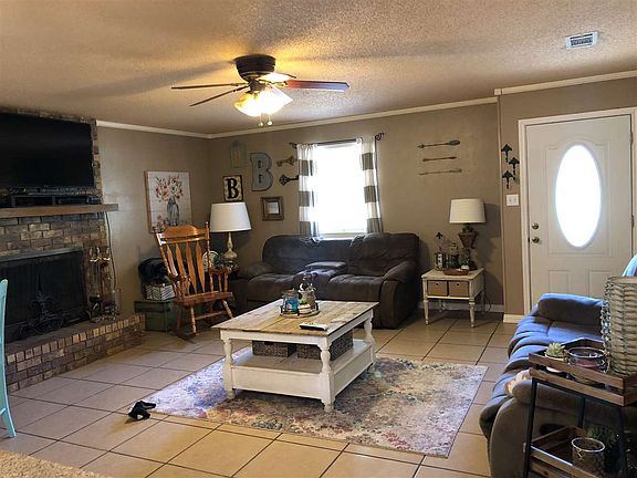 3rd image of 306 Virgie St