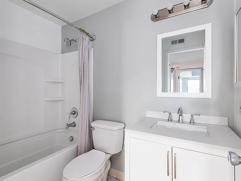8803 Colorado Blvd #304 — Photo 14