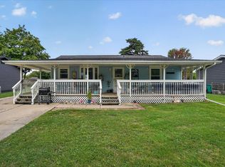 1301 N Gould St, Owosso, MI 48867