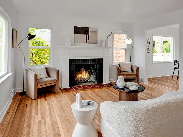 808 W Armour St — Photo 20