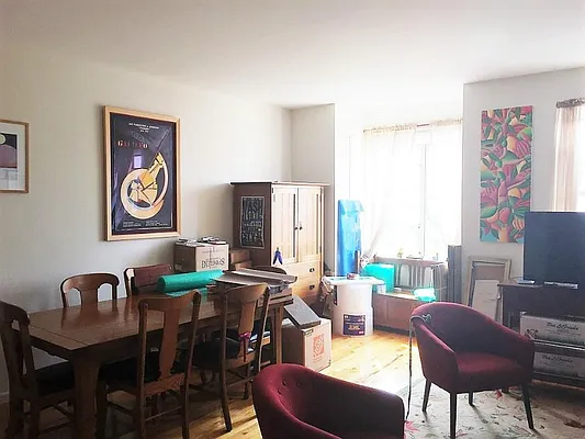 Rented by Level Group | media 1