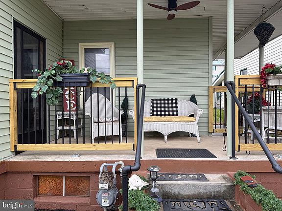 4th image of 114 Green St