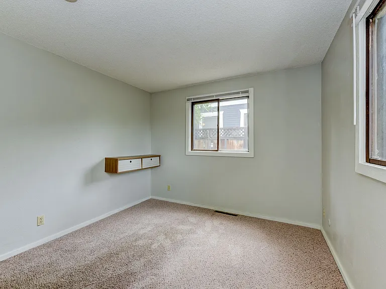 840 North St — Photo 31