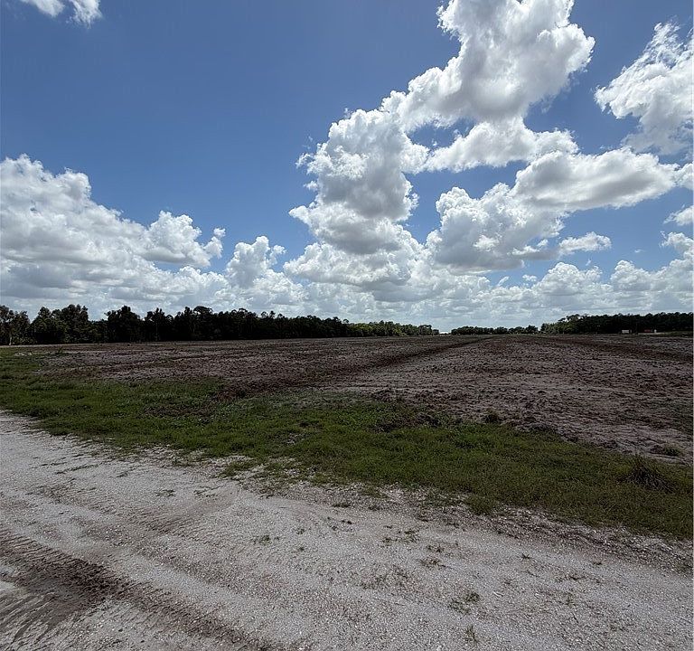 2nd image of 675-603 F Rd