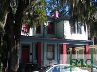14 E 38th St #B, Savannah, GA 31401