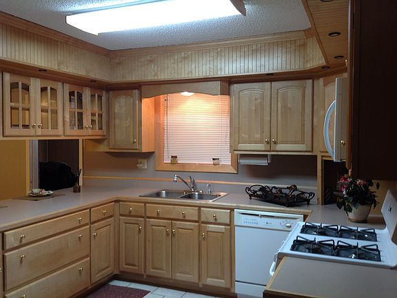 4th image of 606 Prevost Dr