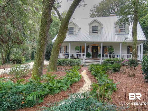 2nd image of 101 Echo Ln