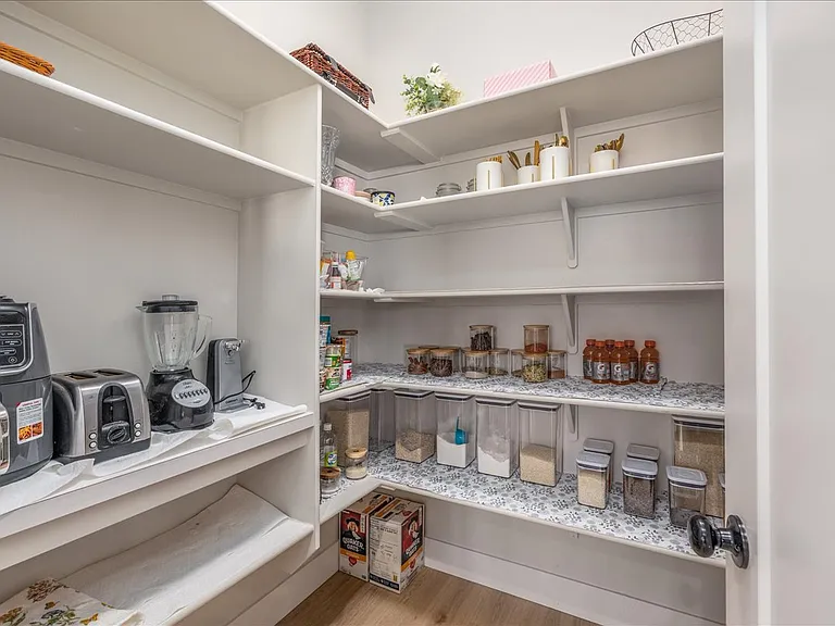5562 S Zaivcla Ave — Photo 30