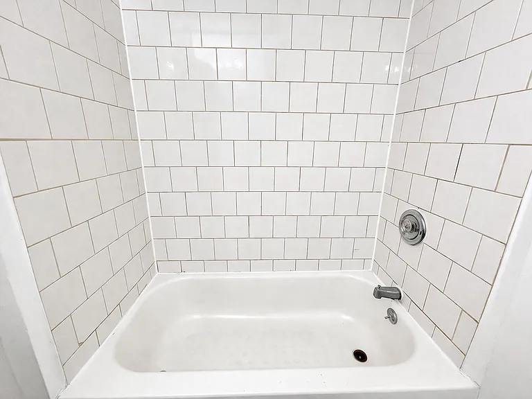 524 Grove Street — Photo 7