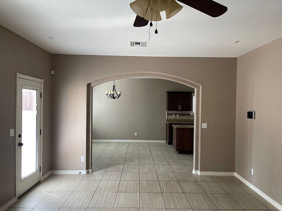 3183 Red Maple Dr El Paso, TX, 79938 - Apartments for Rent | Zillow