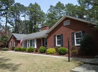 107 Pine Ridge Dr, Southern Pines, NC 28327