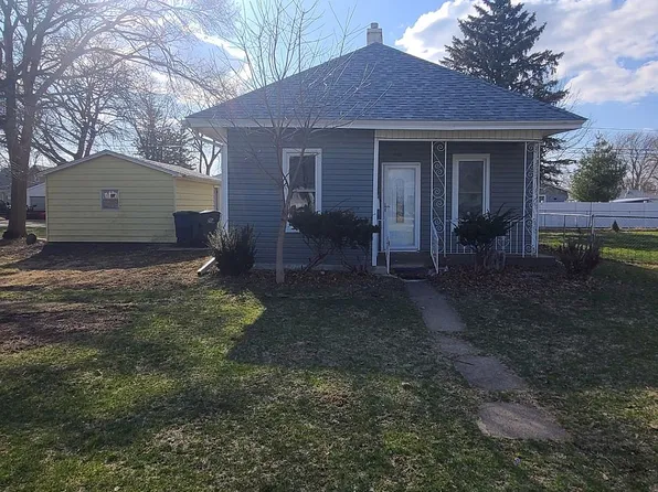 816 N B St, Monmouth, IL 61462