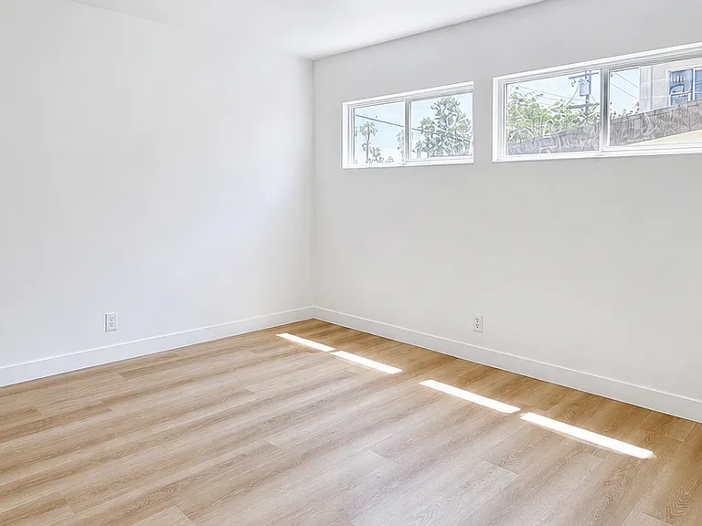 716 Glenway Dr #1 — Photo 19