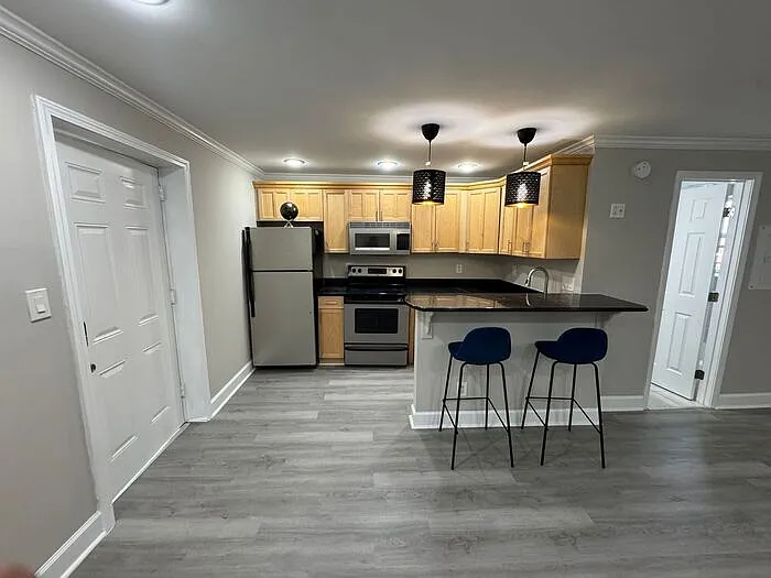 45 Sheridan Dr NE #13 — Photo 1