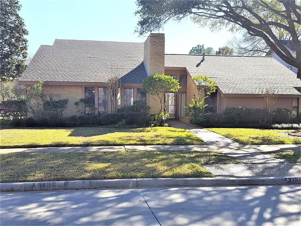 1st image of 15703 Tumbling Rapids Dr
